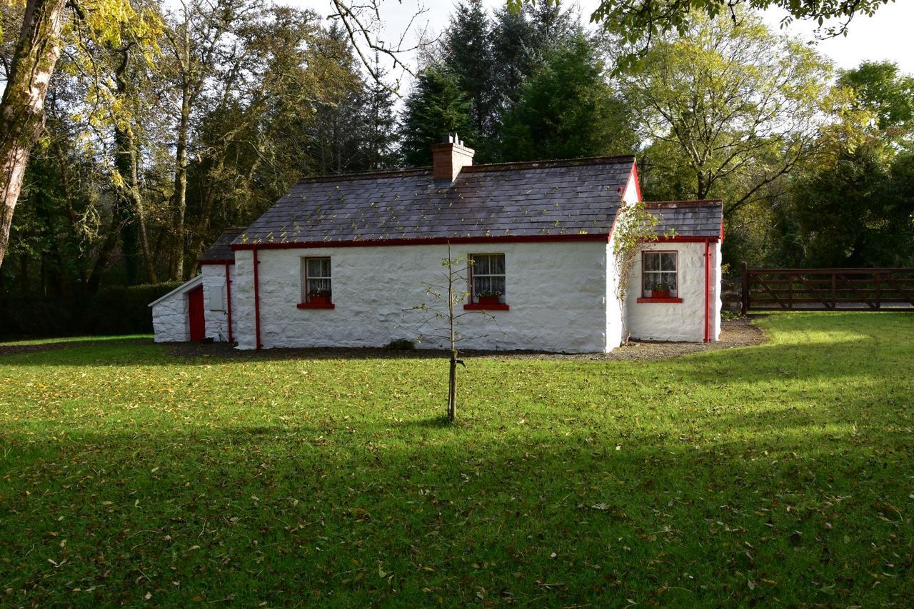 Railway Crossing Cottage Murlas Bridge Exterior foto