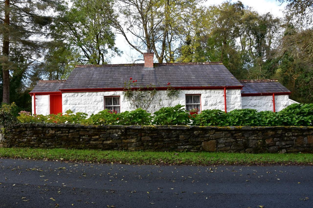 Railway Crossing Cottage Murlas Bridge Exterior foto